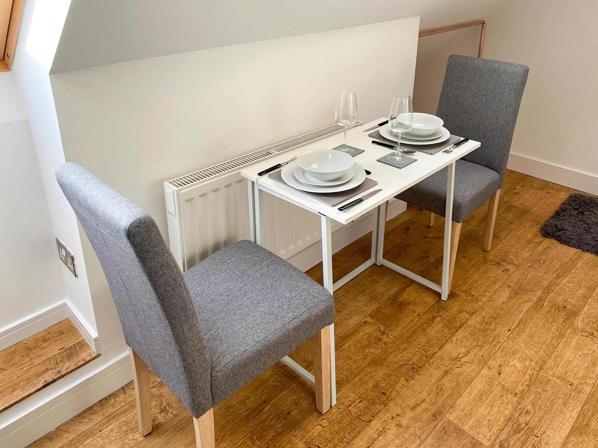 Apartment Glades Lovely Self Contained Apartment-studio In Super South West Location By Staystaycations