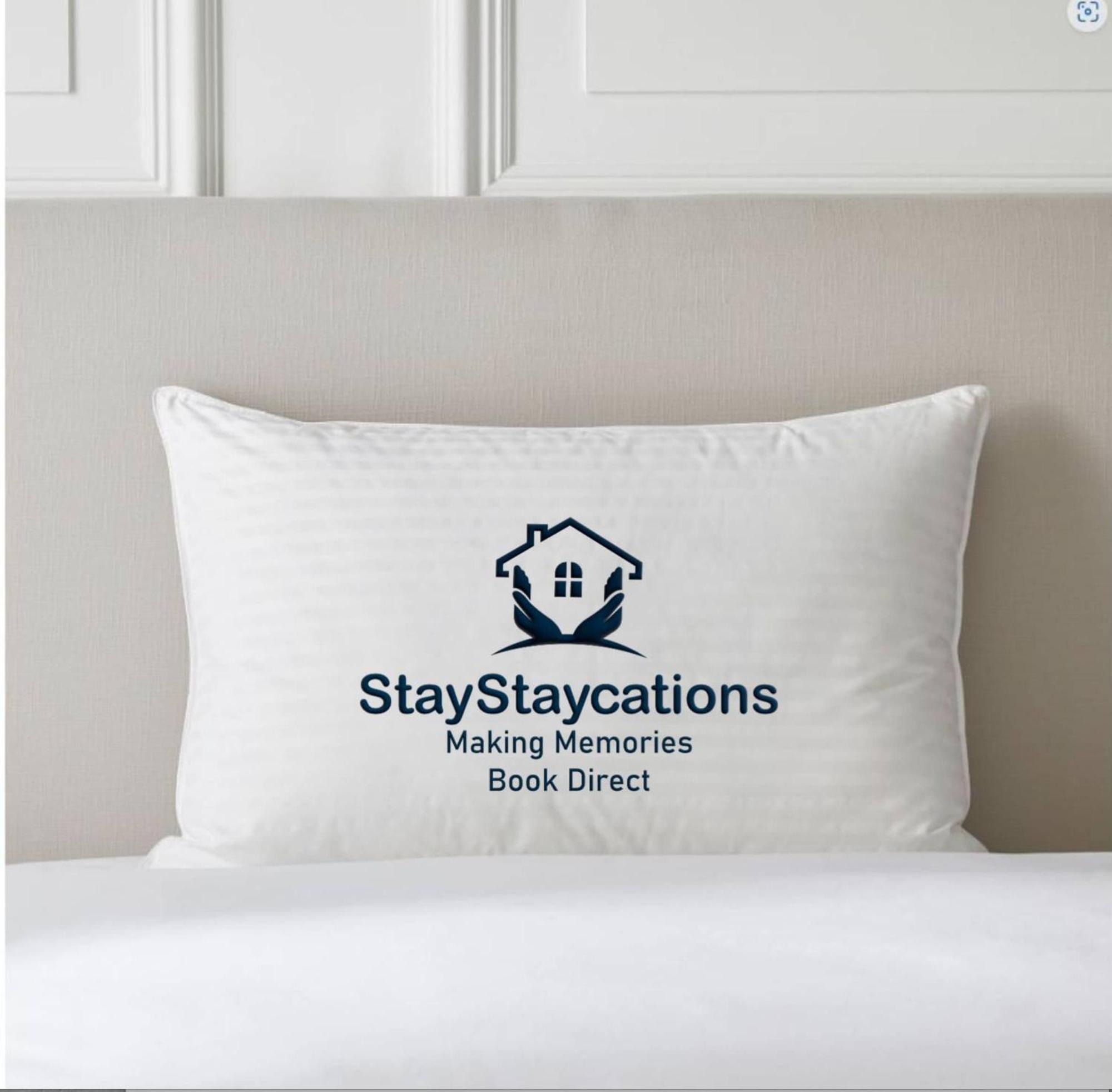 Glades Lovely Self Contained Apartment-studio In Super South West Location By Staystaycations *